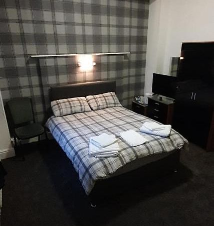 The Lodge Guest Accommodation Barrow-in-Furness Bagian luar foto